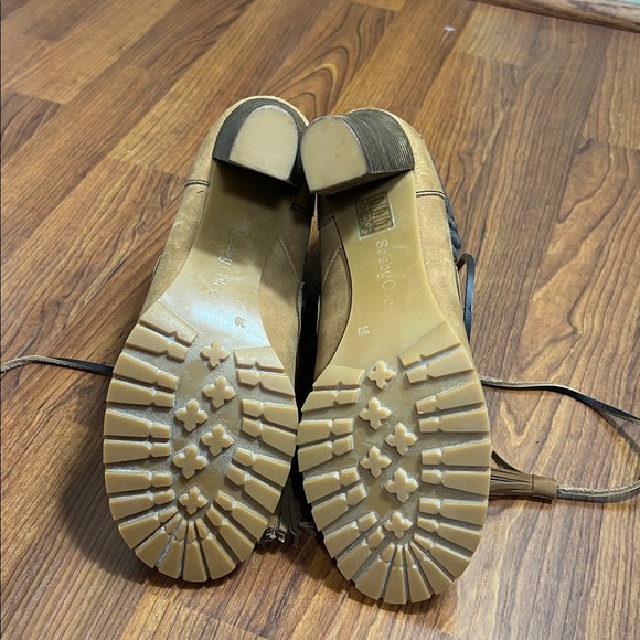 See by Chloe Sz 39(8.5 US) Suede Heeled Booties with Cable Knit Accent Tan/Brown - Picture 12 of 12